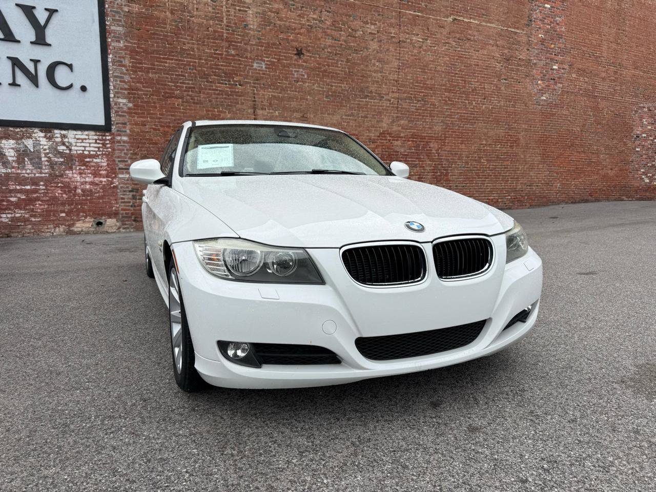 Used 2011 BMW 328i xDrive 4dr Sdn 328i xDrive AWD SULEV image 2