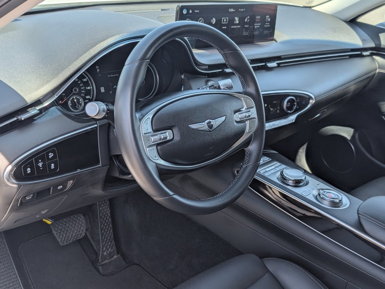 Used 2025 Genesis GV70 2.5T image 14