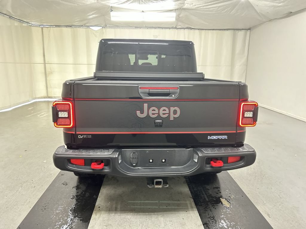 Used 2024 Jeep Gladiator Rubicon w/ Technology Group AWD/4WD image 21