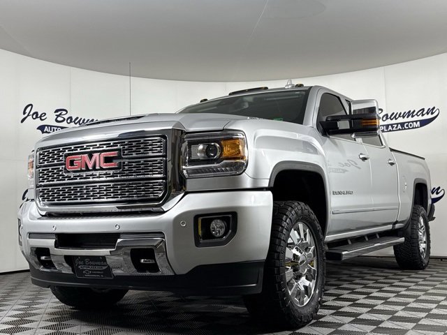 Used 2018 GMC Sierra 2500 Denali w/ Duramax Plus Package image 3