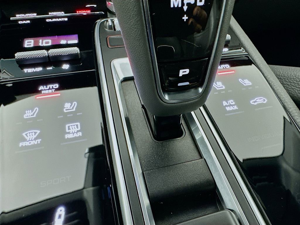 Certified 2023 Porsche Cayenne S Platinum image 23