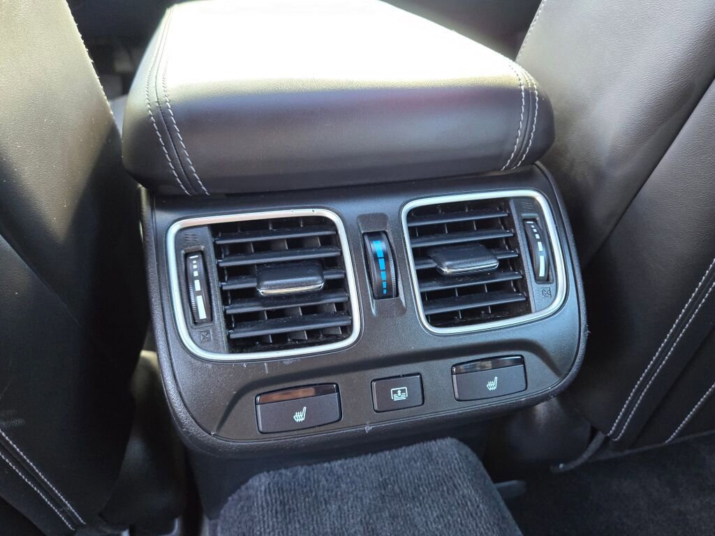 Used 2019 Acura RLX Sport Hybrid w/ Advance Pkg image 18