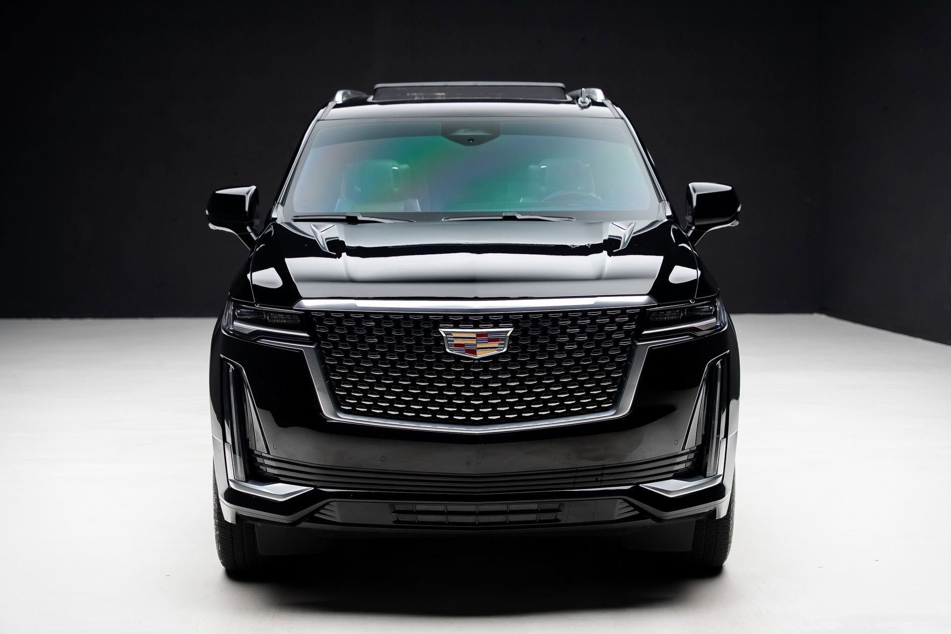 Used 2024 Cadillac Escalade ESV Premium Luxury RWD image 6