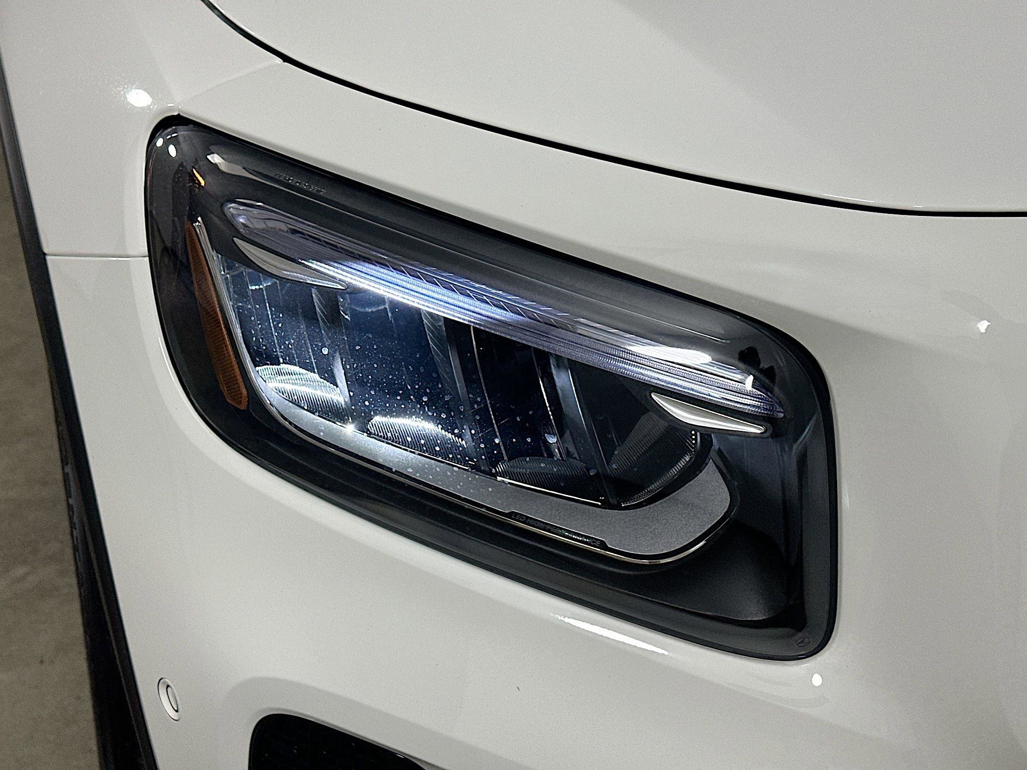 Certified 2025 Mercedes-Benz GLB 250 4MATIC image 39