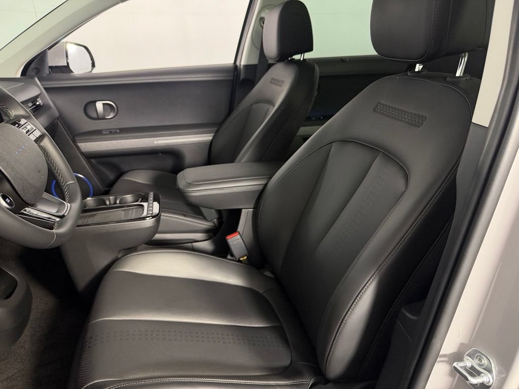 Used 2025 Hyundai Ioniq 5 Limited RWD image 24