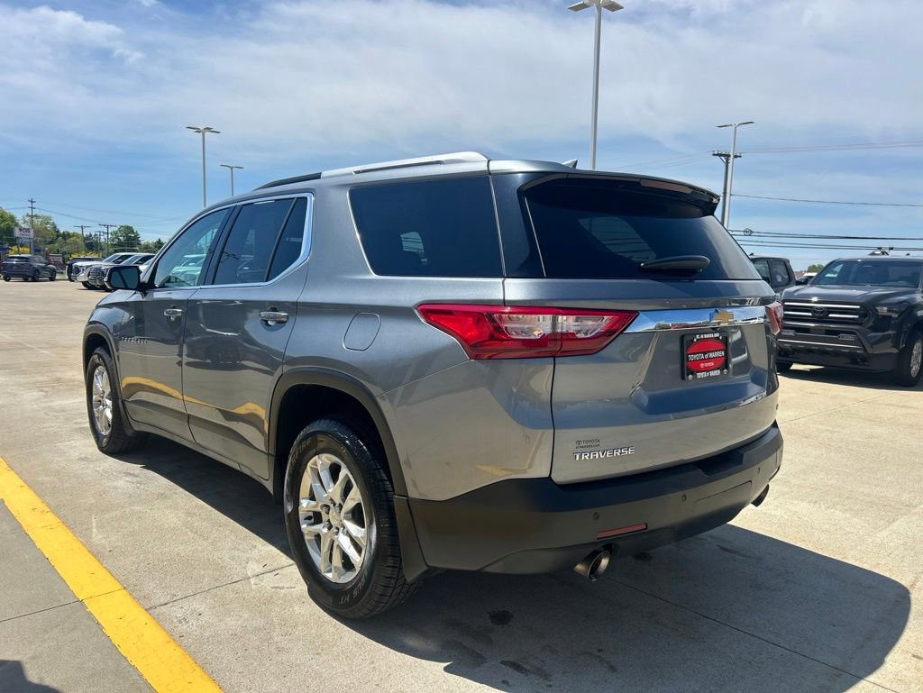 Used 2018 Chevrolet Traverse LT FWD image 6