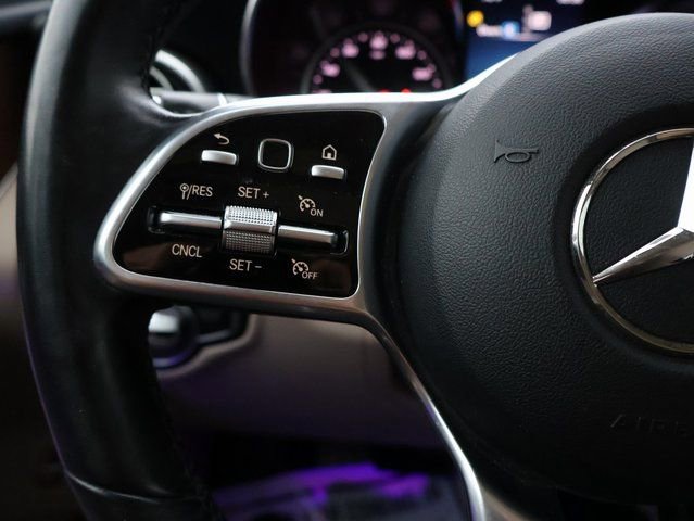 Used 2020 Mercedes-Benz GLC 300 4MATIC w/ Premium Package image 35