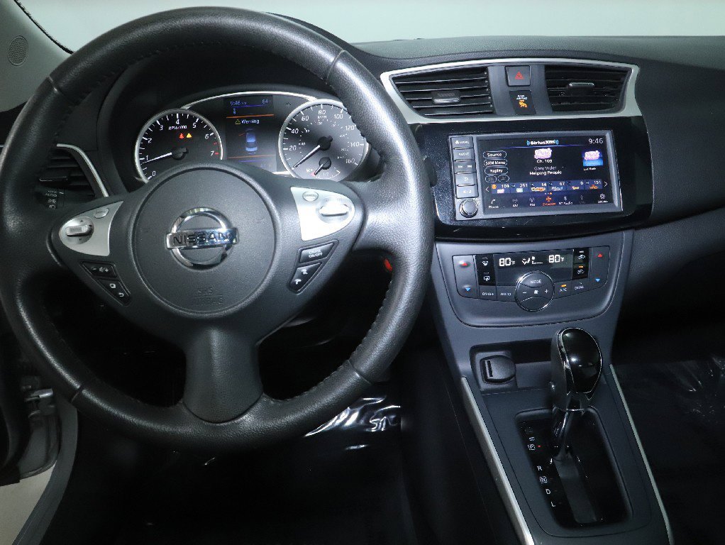 Certified 2019 Nissan Sentra SV FWD image 26