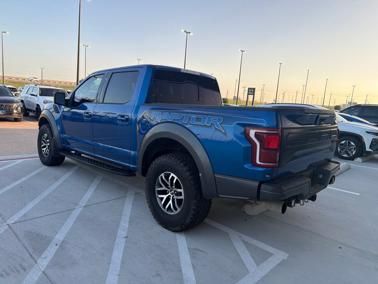 Used 2018 Ford F150 Raptor w/ Equipment Group 802A Luxury AWD/4WD image 7