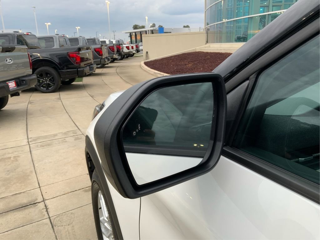 Used 2026 Ford Explorer Active w/ Active Comfort Package image 24