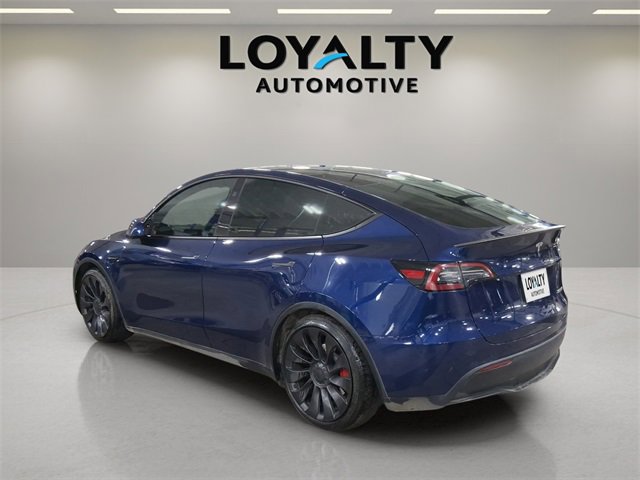 Used 2024 Tesla Model Y Performance image 3