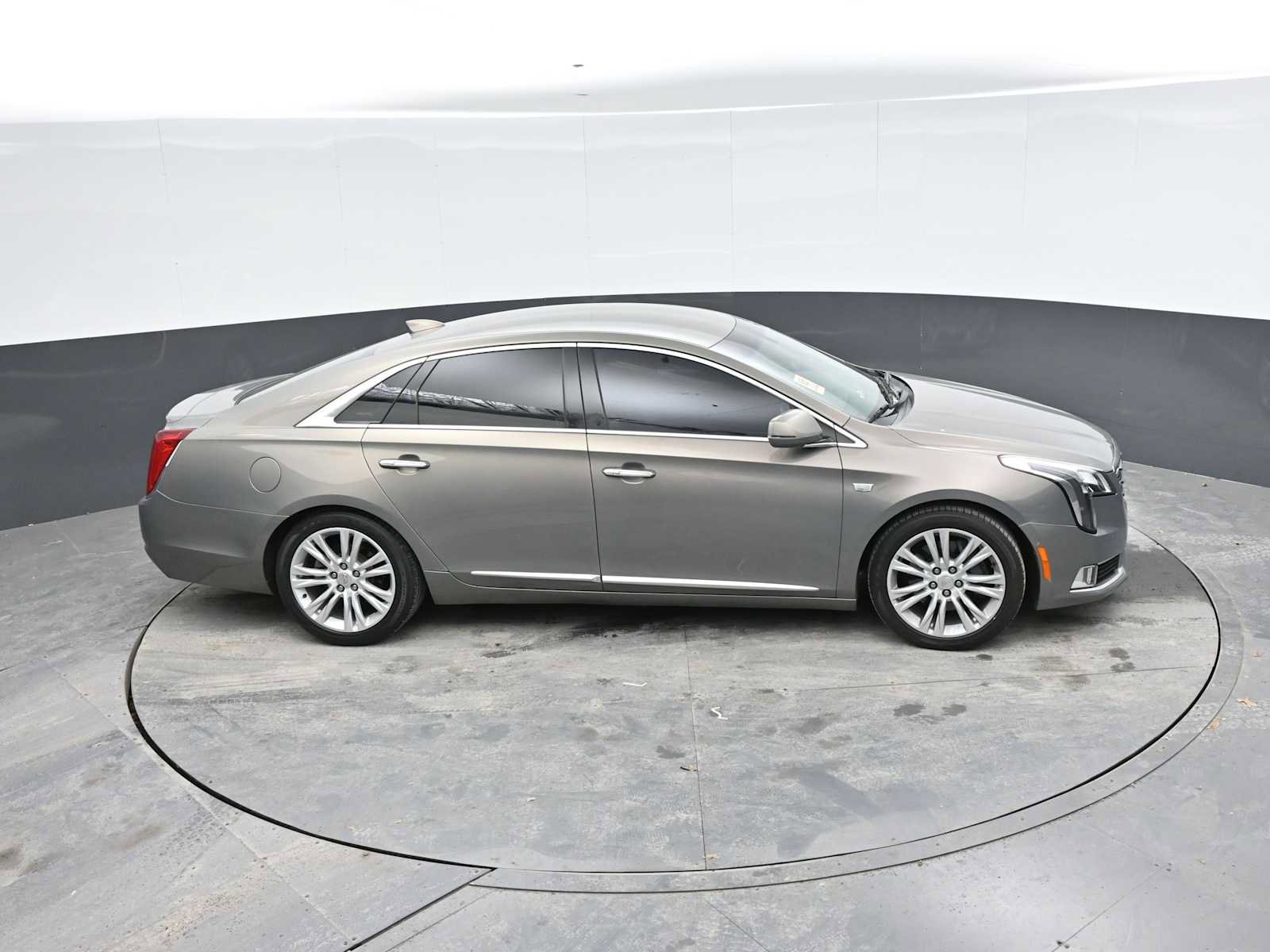 Used 2019 Cadillac XTS Luxury FWD image 19