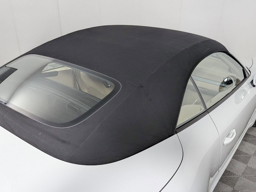 Used 2017 Porsche 911 Carrera RWD image 17