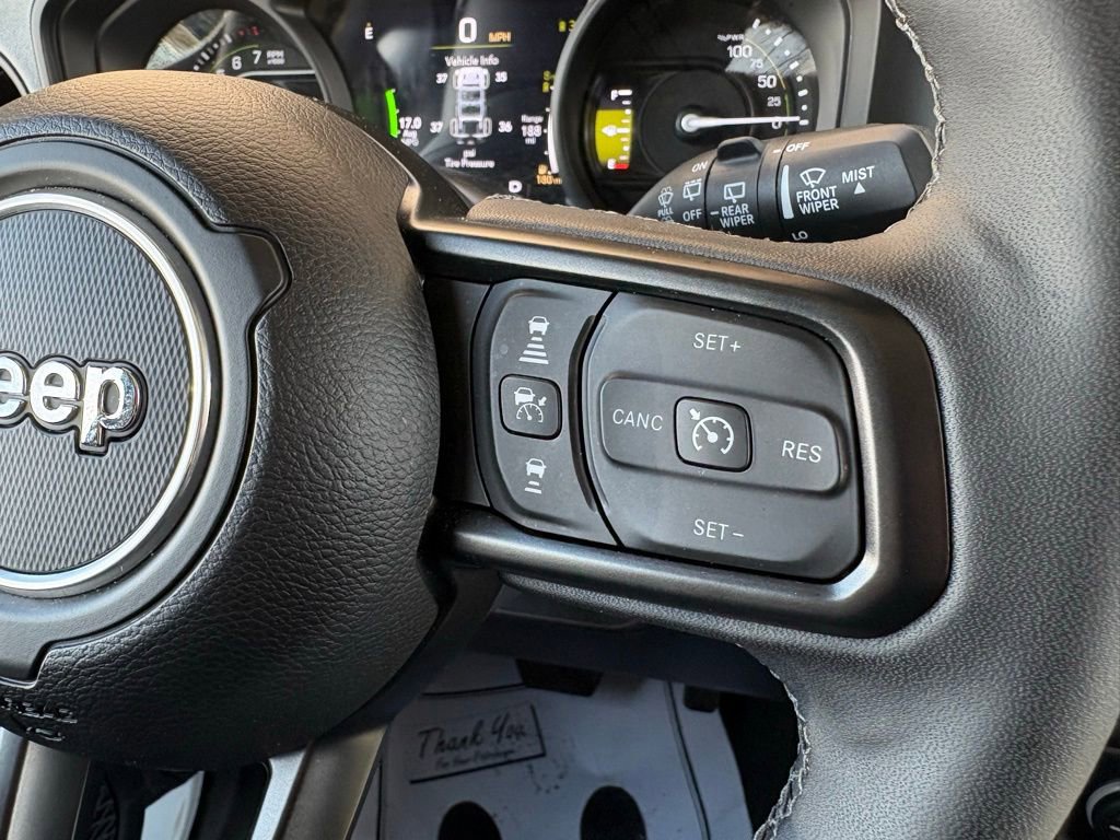 Used 2025 Jeep Wrangler Willys 4xe image 27