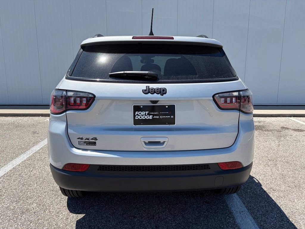 New 2026 Jeep Compass Latitude AWD/4WD image 6