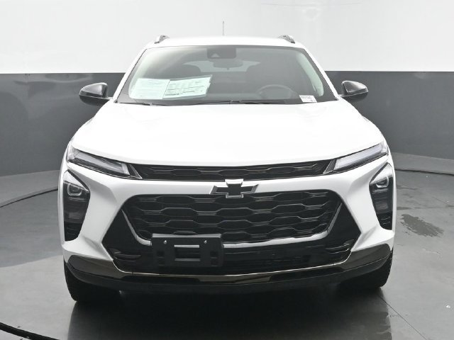 Used 2025 Chevrolet Trax ACTIV FWD image 8