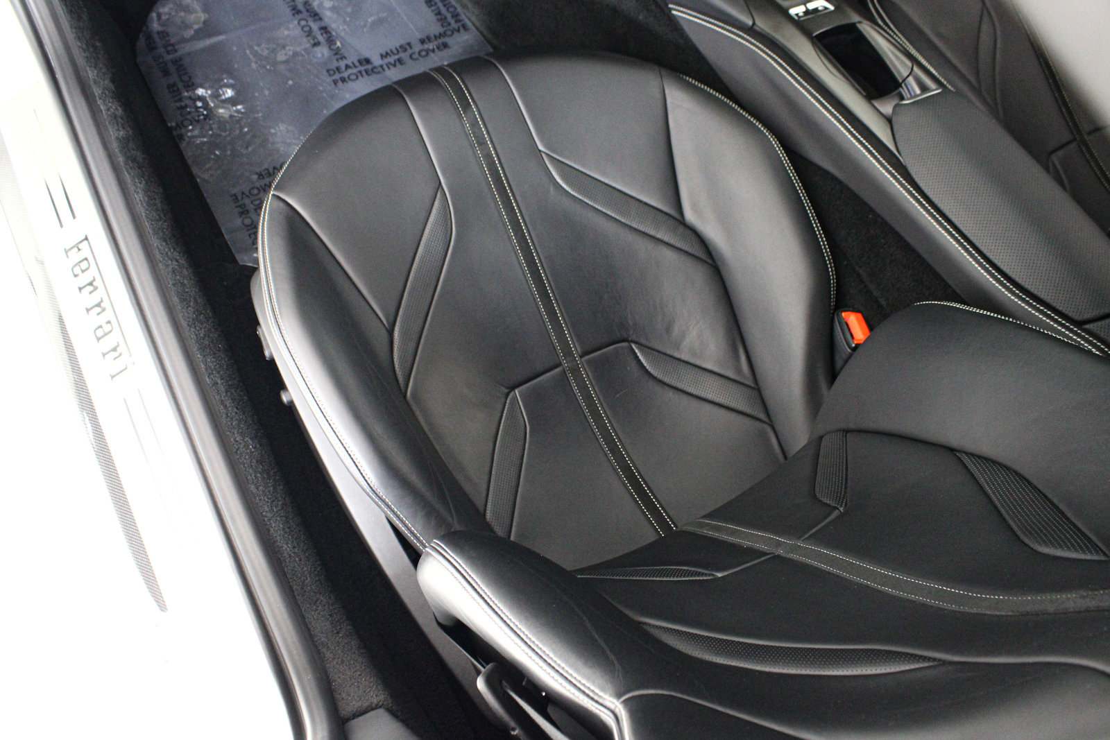 Used 2019 Ferrari 812 Superfast RWD image 31