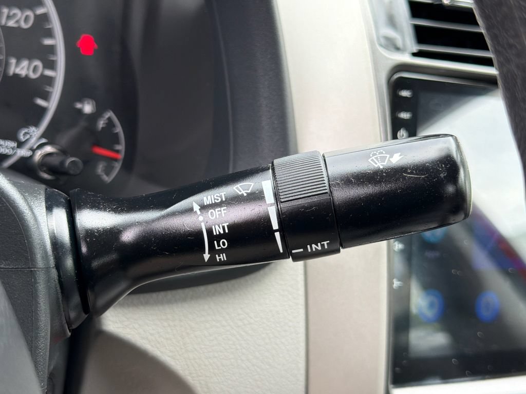 Used 2012 Toyota Corolla LE FWD image 28
