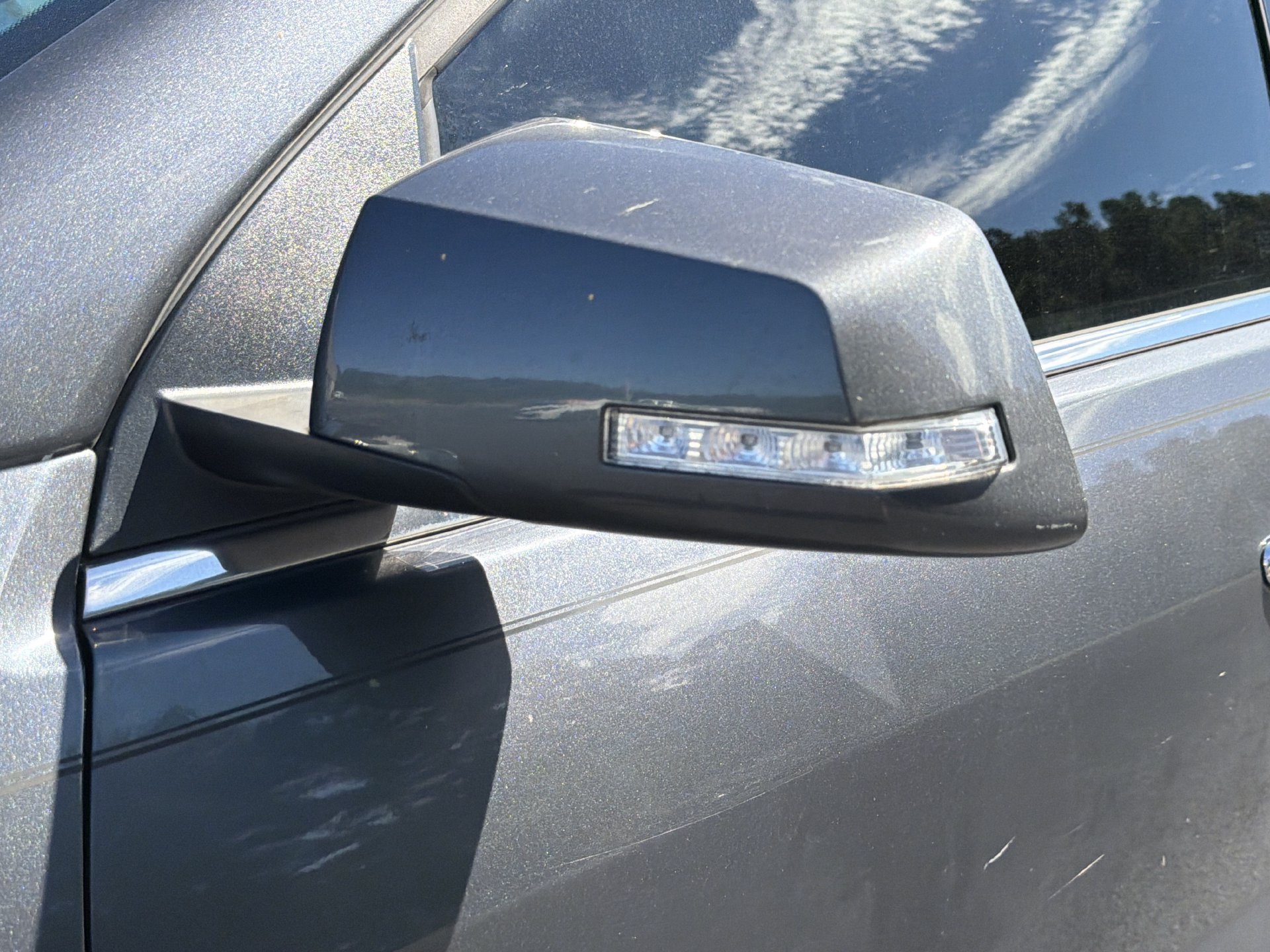 Used 2012 GMC Acadia SLT FWD image 15