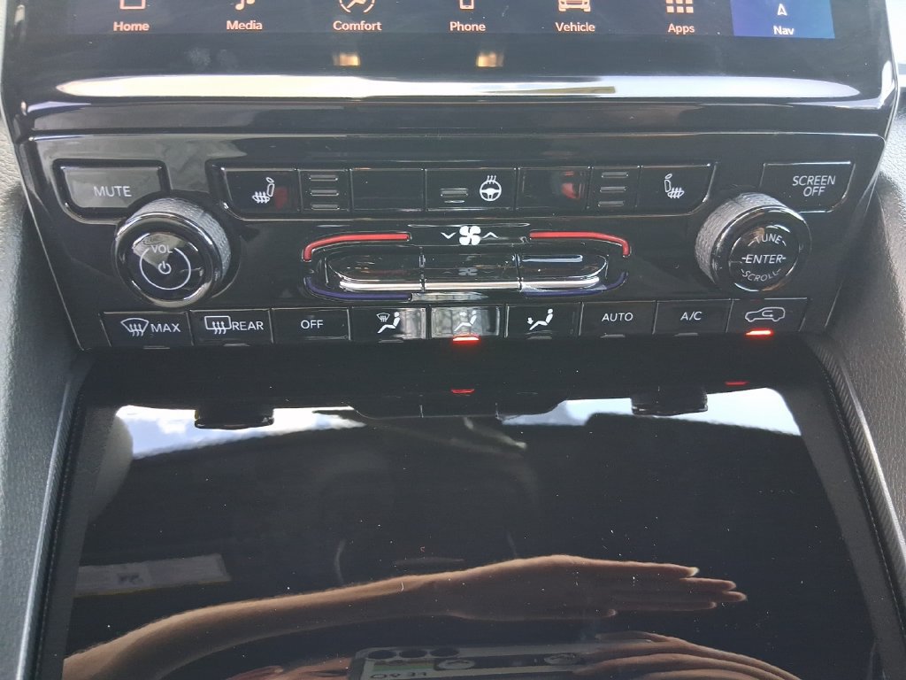 New 2027 Jeep Grand Cherokee Laredo X AWD/4WD image 10