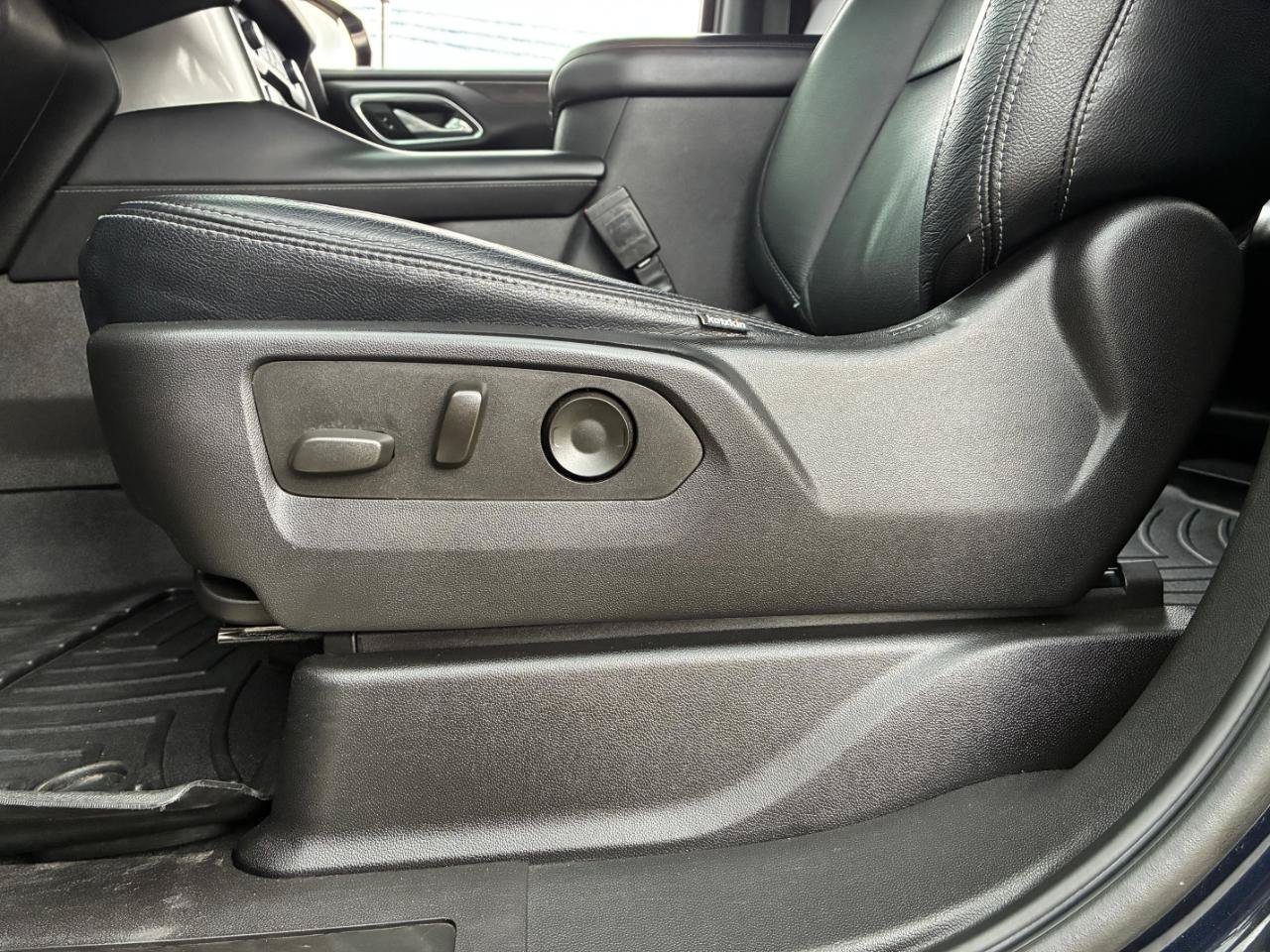 Used 2021 Chevrolet Tahoe LS RWD image 14