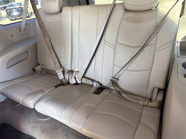 Used 2018 Cadillac Escalade ESV Premium Luxury image 15