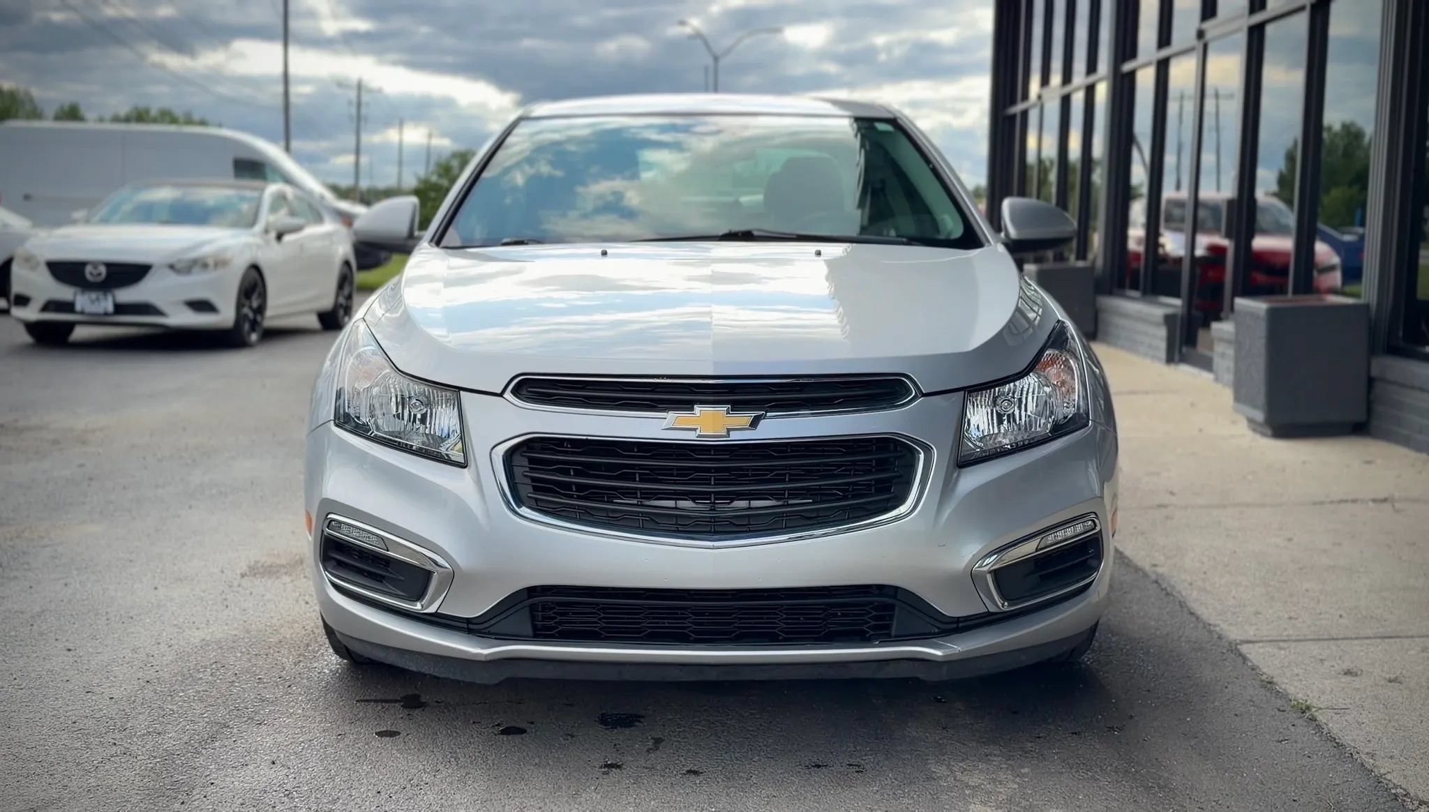 Used 2016 Chevrolet Cruze LT FWD image 6