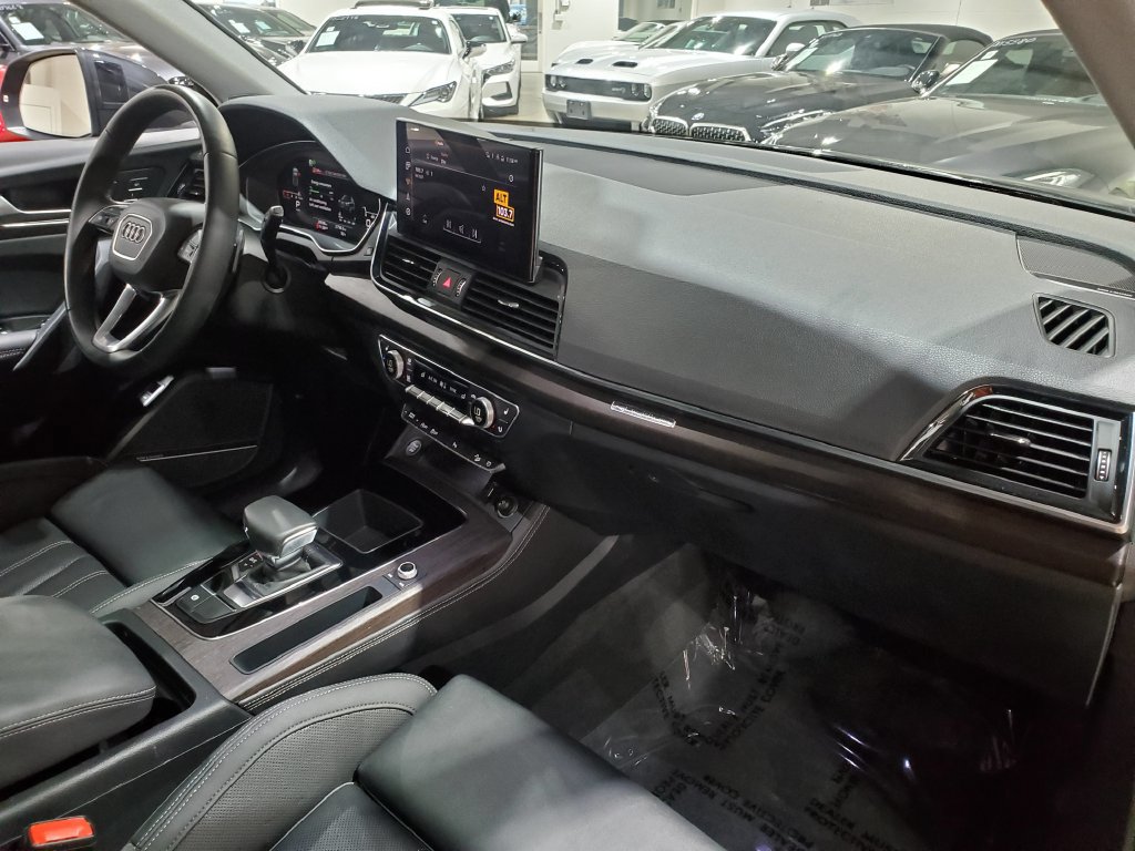 Used 2023 Audi Q5 2.0T Premium Plus w/ Premium Plus Package AWD/4WD image 15