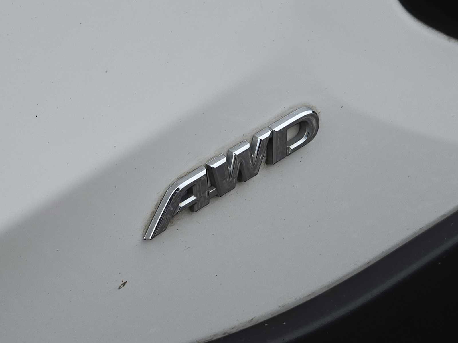 Used 2020 Toyota RAV4 LE image 11