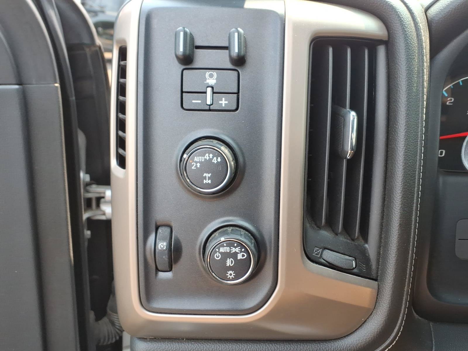 Used 2017 GMC Sierra 1500 Denali w/ Denali Ultimate Package AWD/4WD image 19