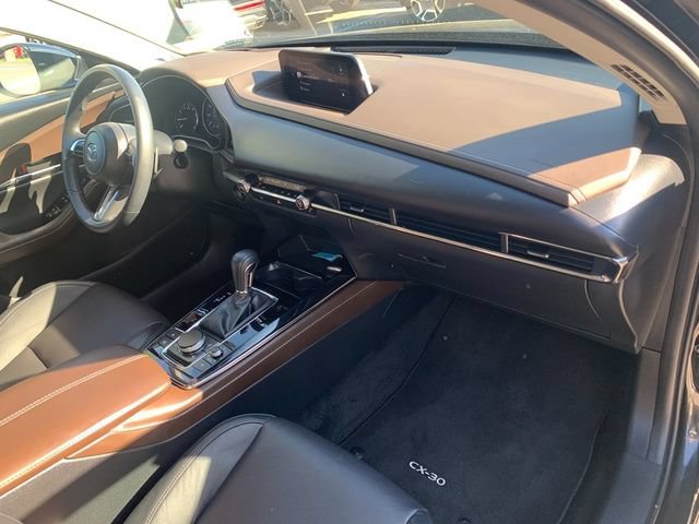 Used 2025 MAZDA CX-30 AWD 2.5 S w/ Premium Package image 11