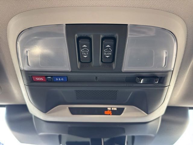 Certified 2025 Subaru Crosstrek 2.0i Premium AWD/4WD image 17