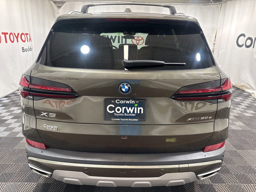Used 2024 BMW X5 xDrive50e w/ Premium Package image 5