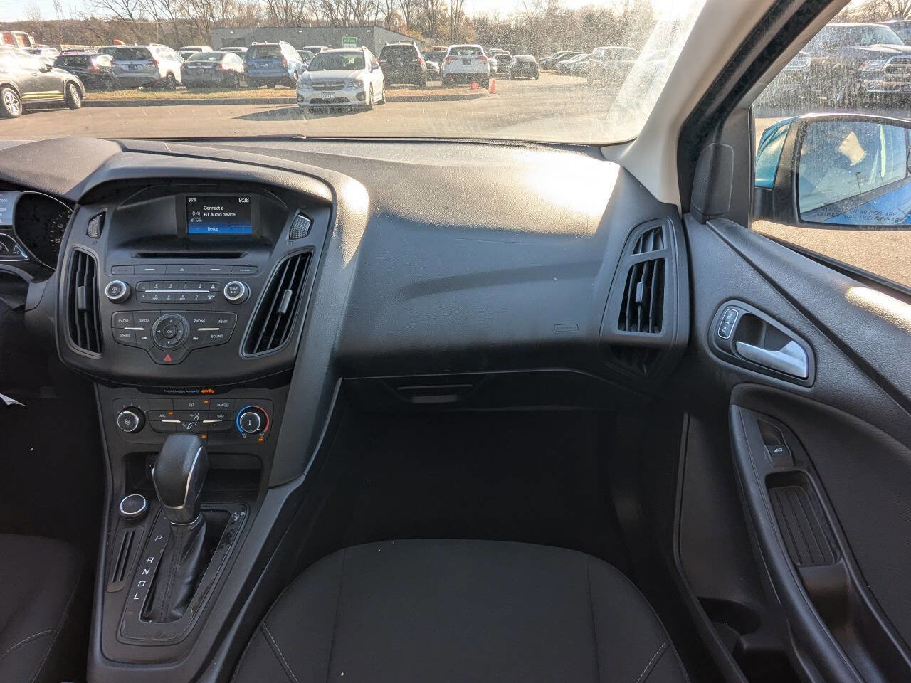 Used 2017 Ford Focus SE image 18
