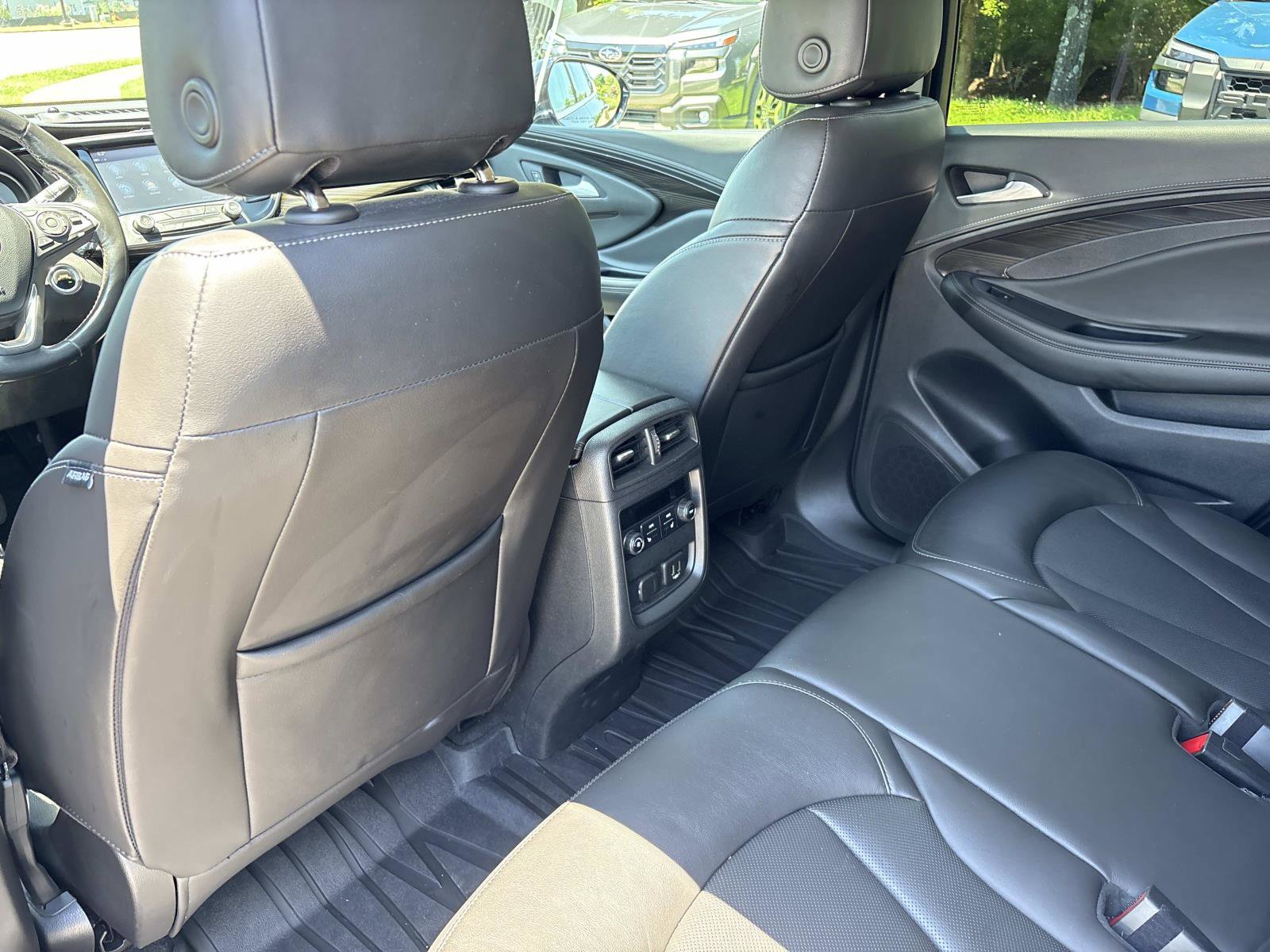 Used 2020 Buick Envision Essence w/ Experience Buick Package FWD image 29