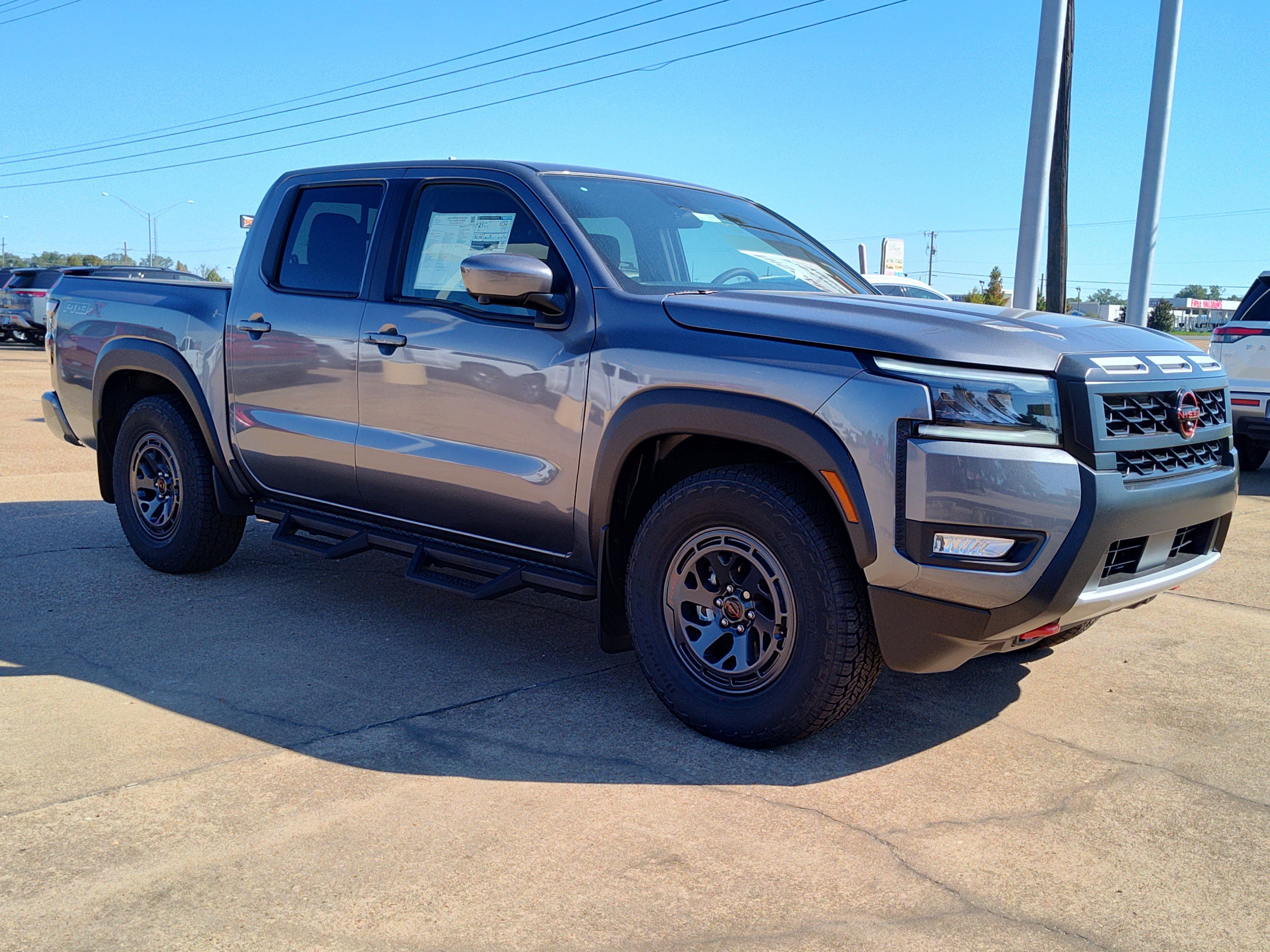 New 2026 Nissan Frontier Pro-X w/ Pro-X Convenience Package image 6