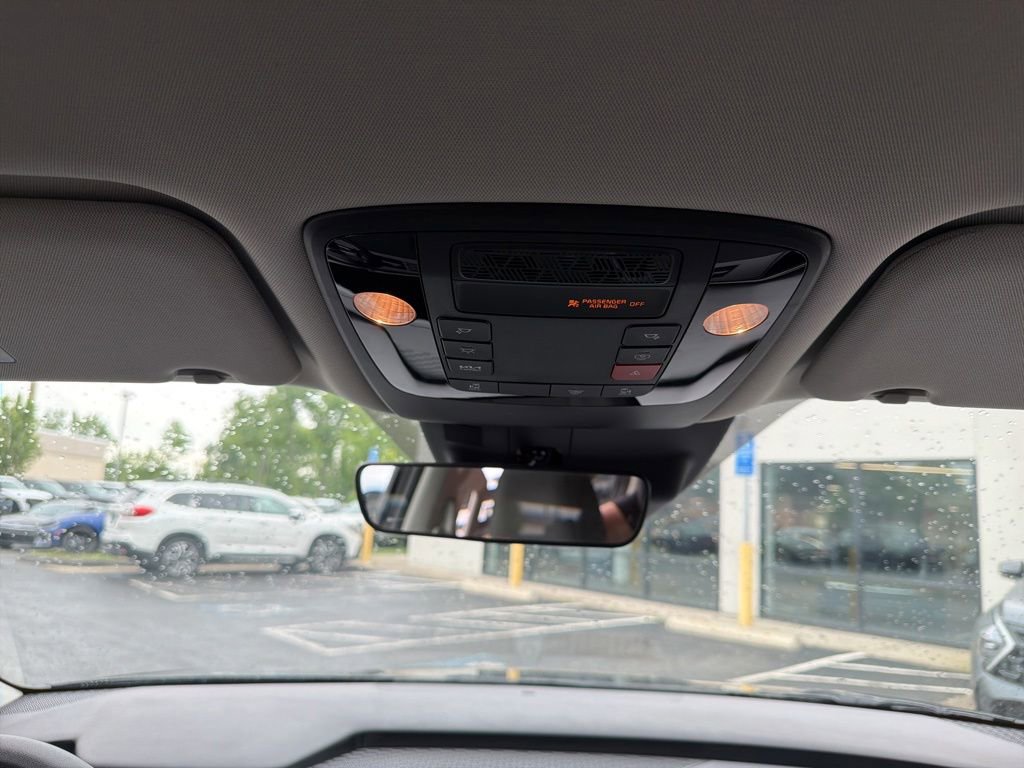New 2025 Kia Carnival LX FWD image 21