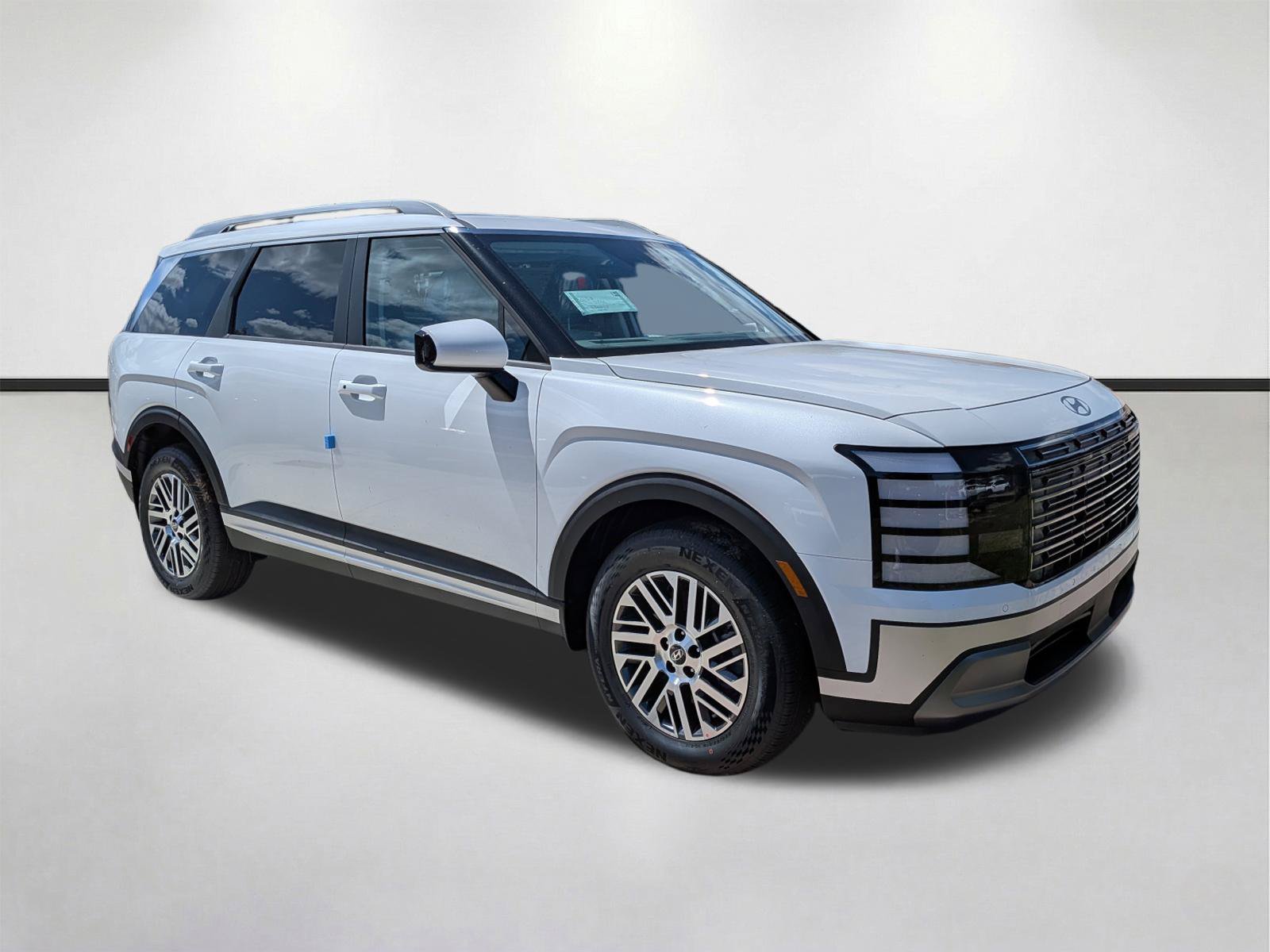 New 2026 Hyundai Palisade FWD Hybrid image 2
