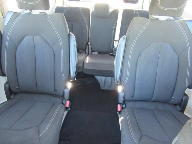 Certified 2023 Chrysler Voyager LX FWD image 16