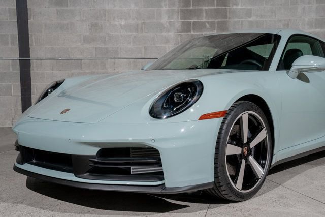 Used 2026 Porsche 911 Carrera image 40