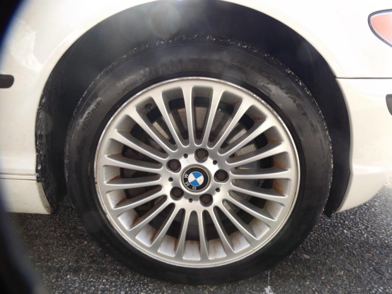 Used 2002 BMW 330xi Sedan image 23