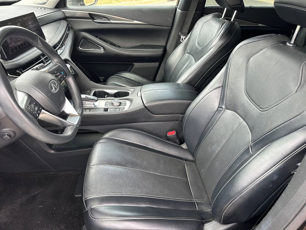 Used 2023 INFINITI QX60 Luxe w/ Performance Audio Package image 9