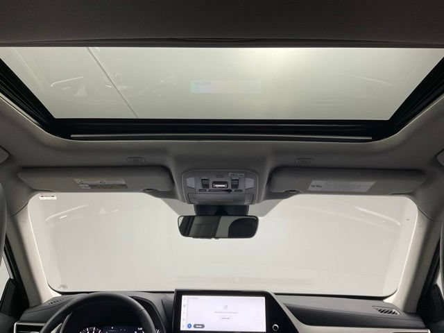 Used 2023 Toyota Highlander XLE AWD/4WD image 26