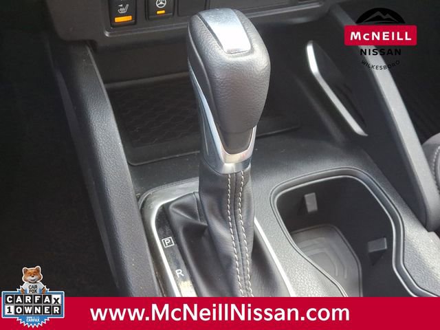 Used 2023 Nissan Frontier SV image 16