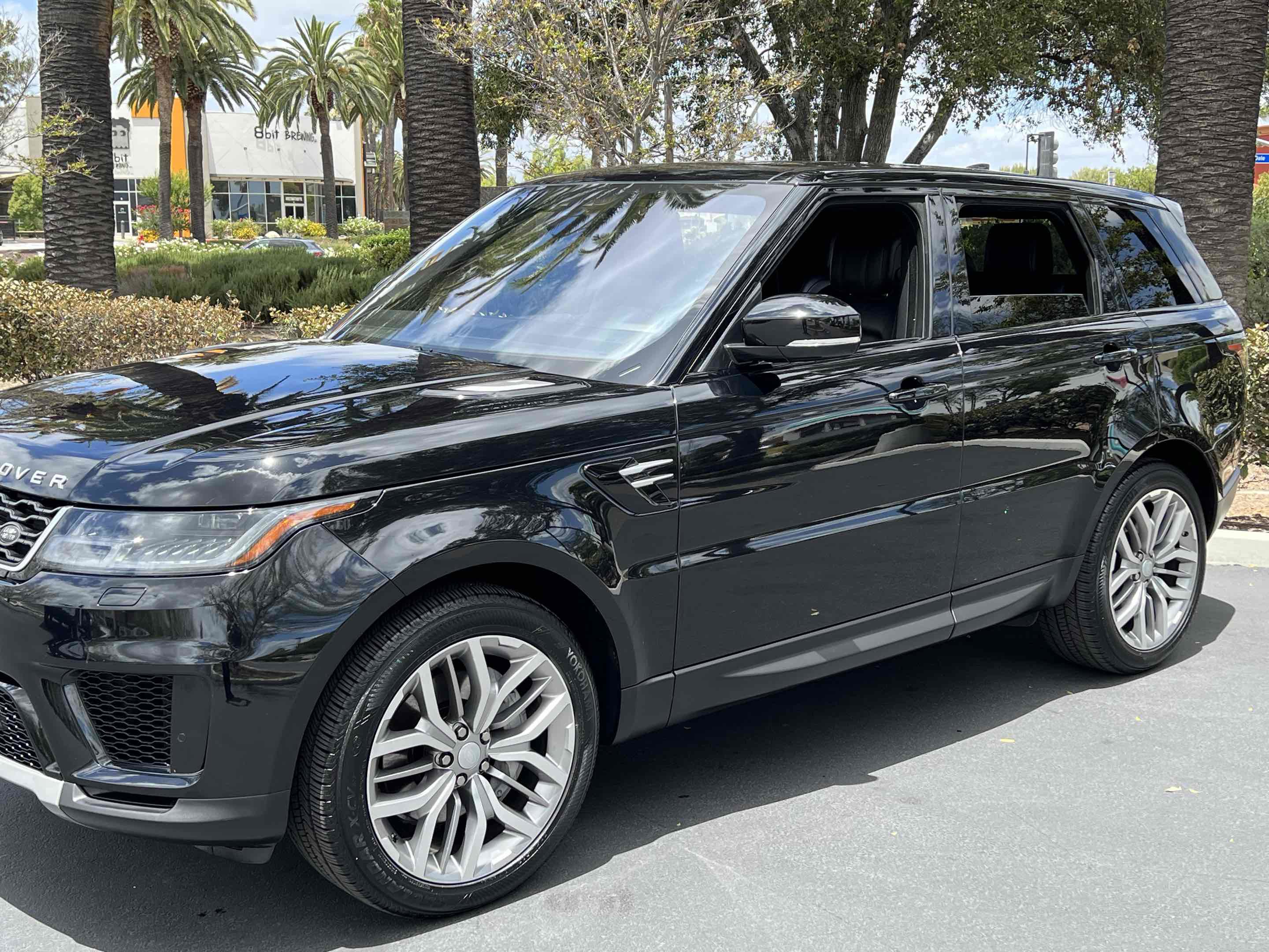Used 2020 Land Rover Range Rover Sport SE AWD/4WD image 51
