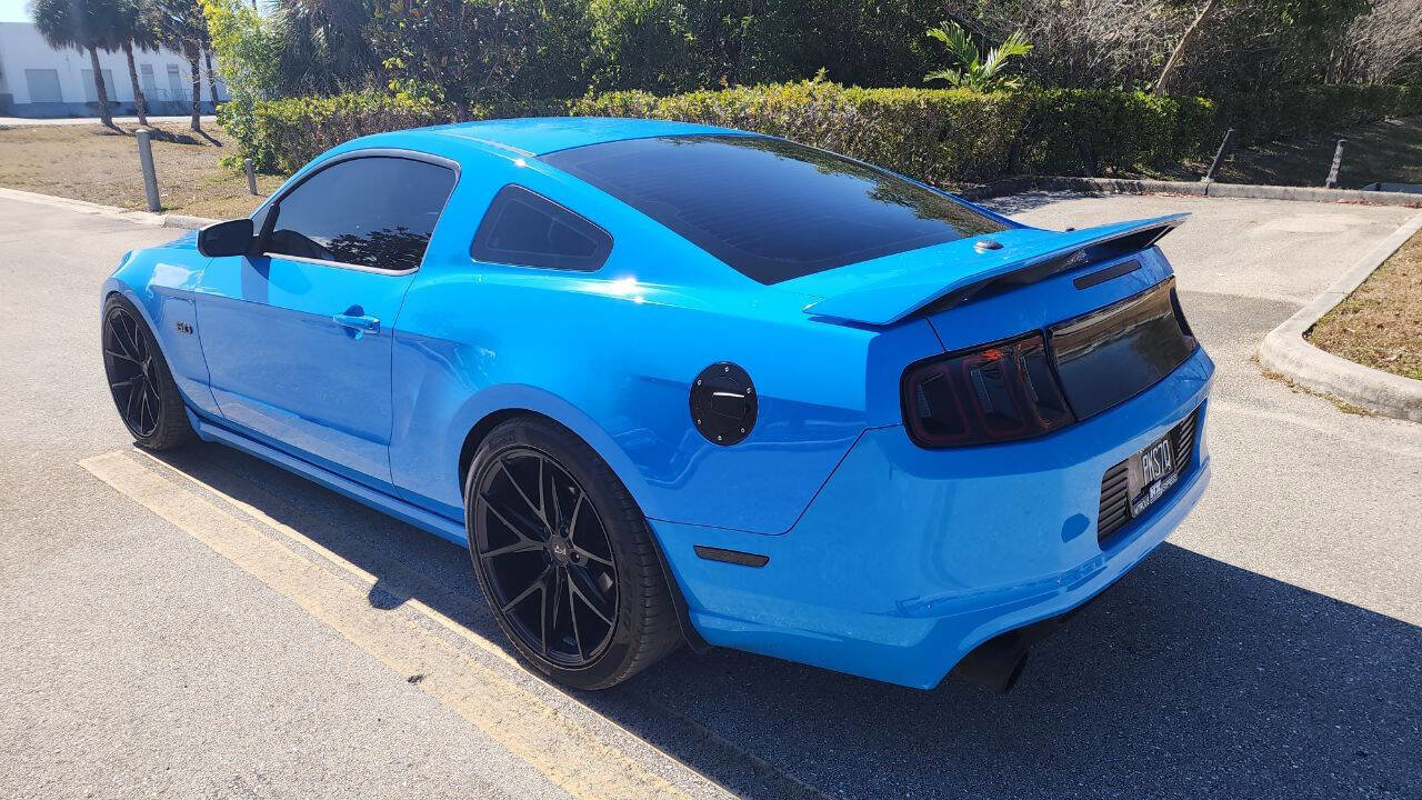 Used 2013 Ford Mustang GT Premium w/ GT Track Pkg image 4