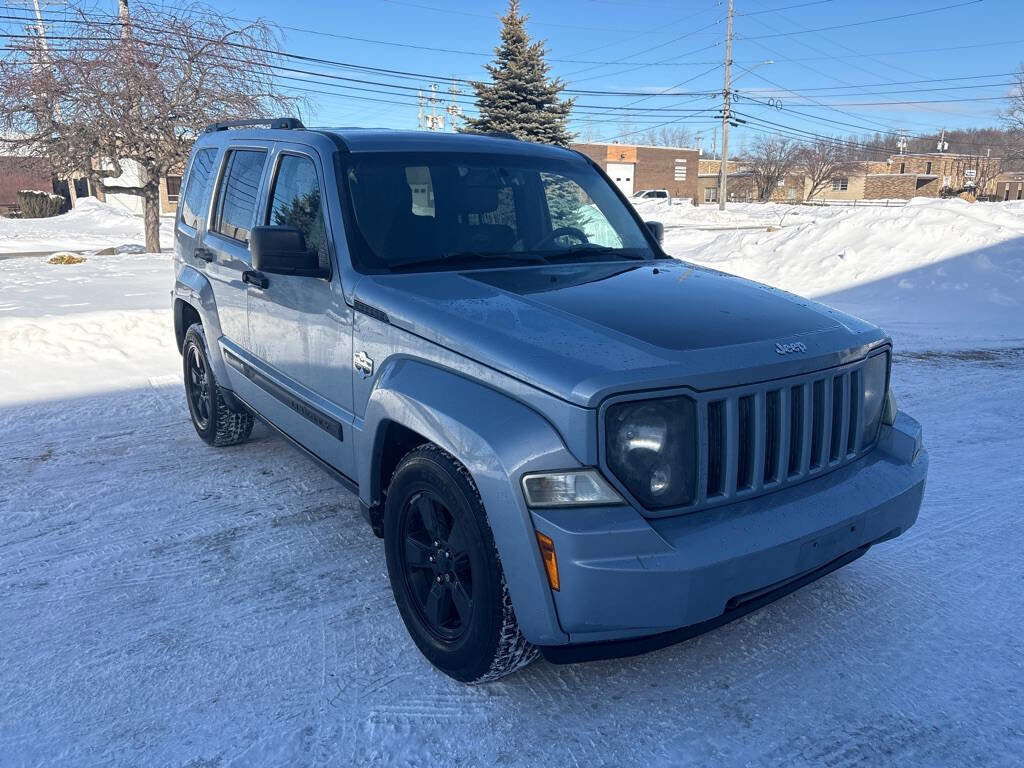 Used 2012 Jeep Liberty Arctic