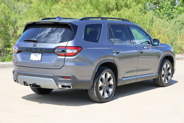 New 2026 Honda Pilot Touring image 8