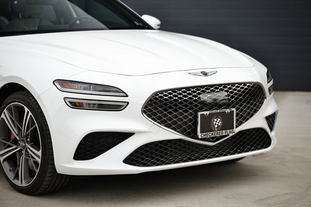 Used 2025 Genesis G70 3.3T Advanced image 2