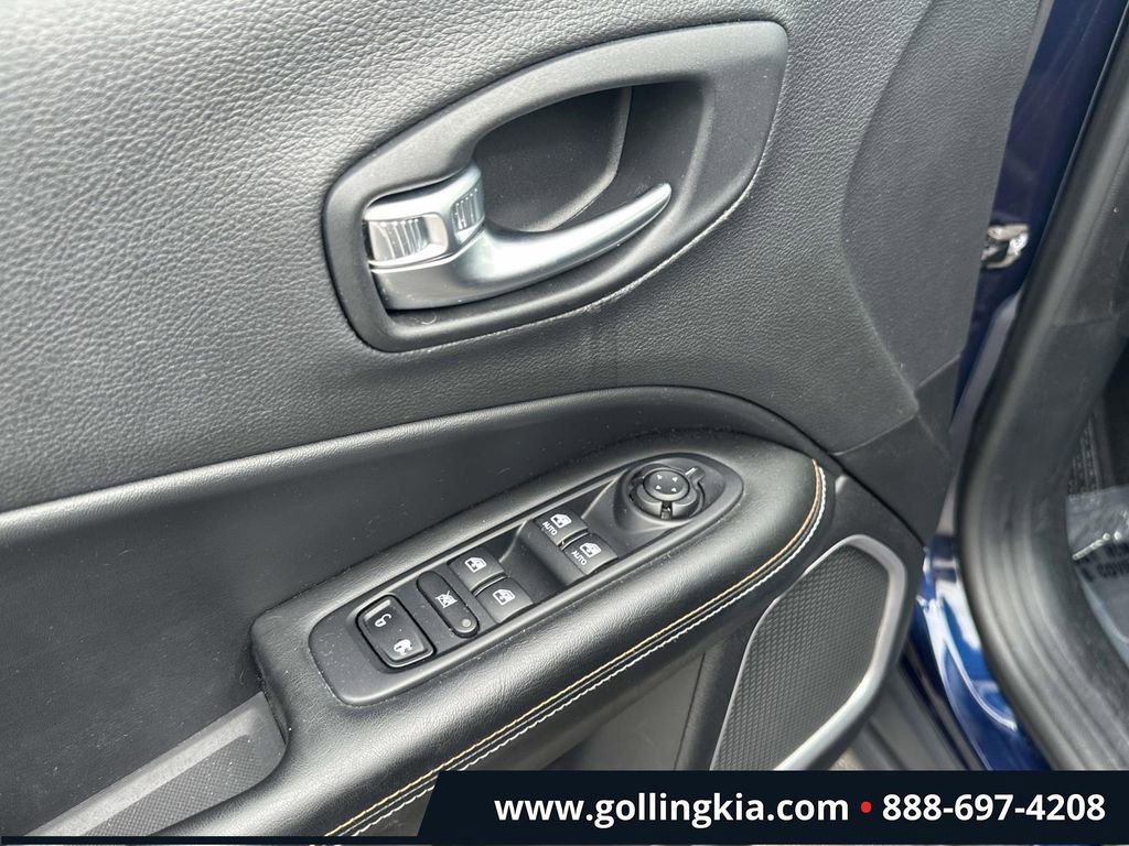 Used 2018 Jeep Compass Sport image 15